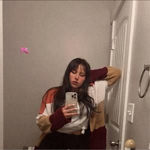 Meet your Posher, Alicia